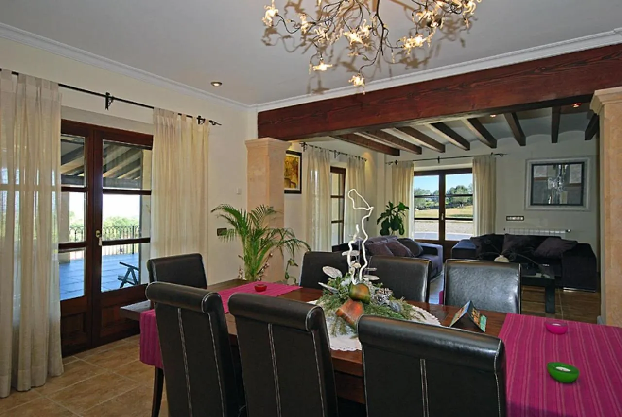 Canova Ariany Holiday home